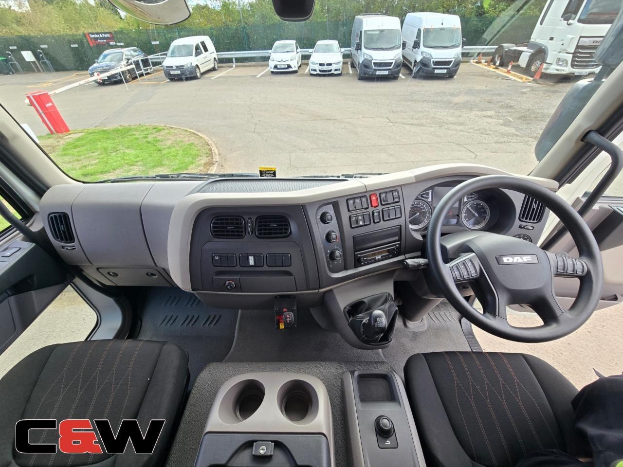 Vehicle image 34